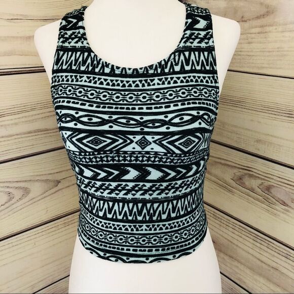 Mint and Black Patterned Crop Top - Picture 5 of 6